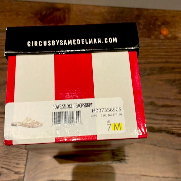 Circus by Sam Edelman super cute sandals - Picture 2 of 5